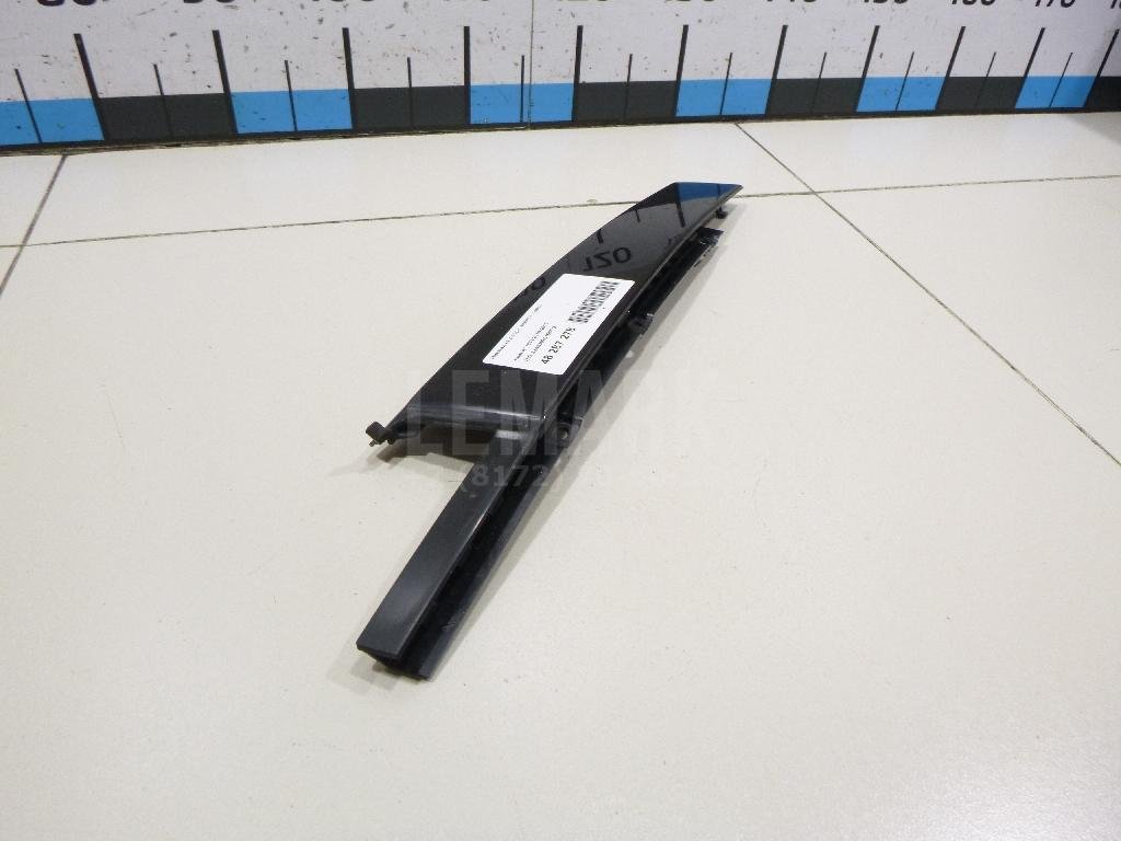 Накладка двери задней левой