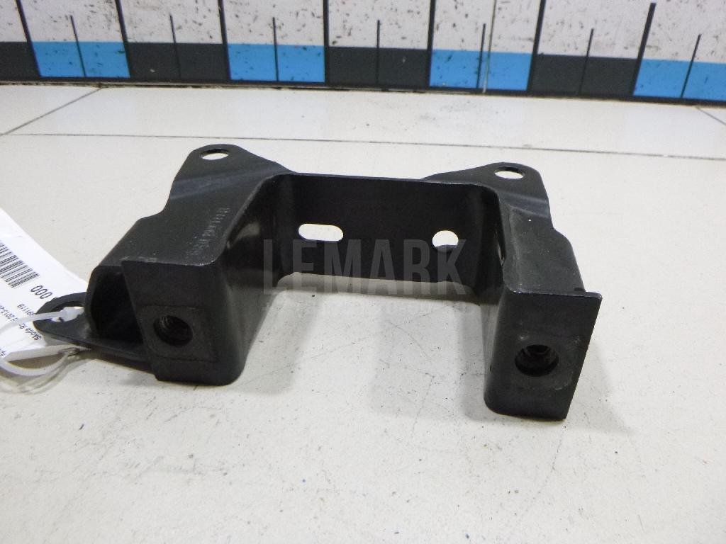 Кронштейн КПП левый для  Audi A3 [8PA] Sportback 2004-2013