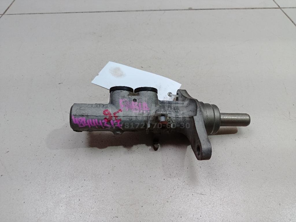 Цилиндр тормозной главный