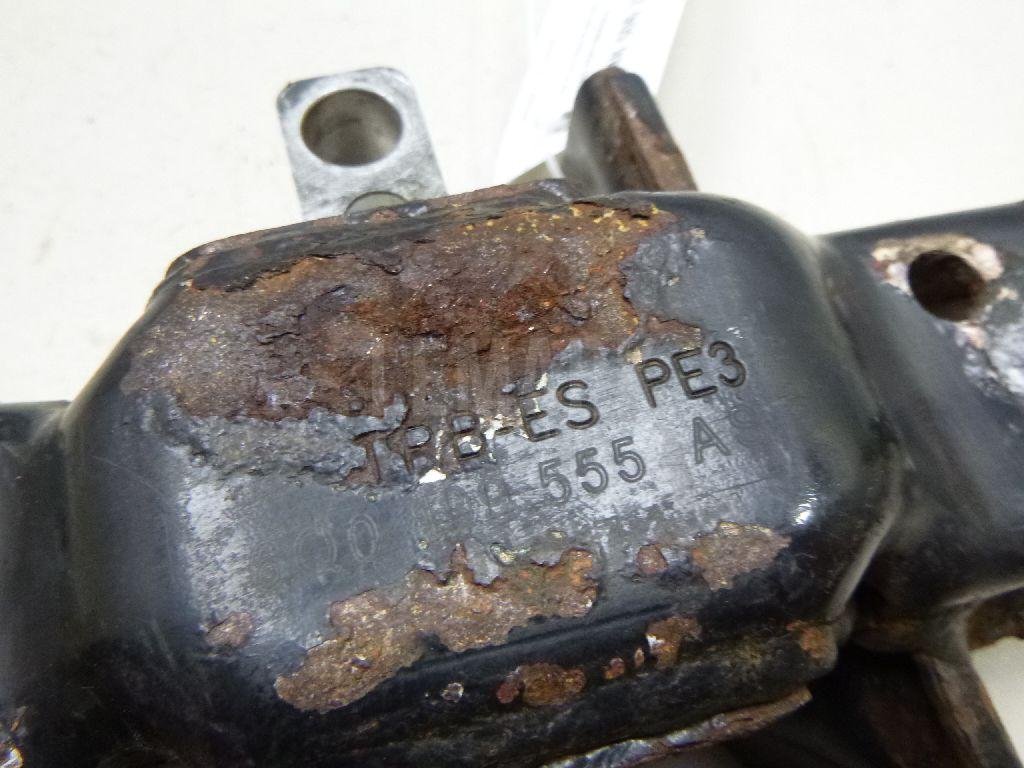 Опора КПП левая