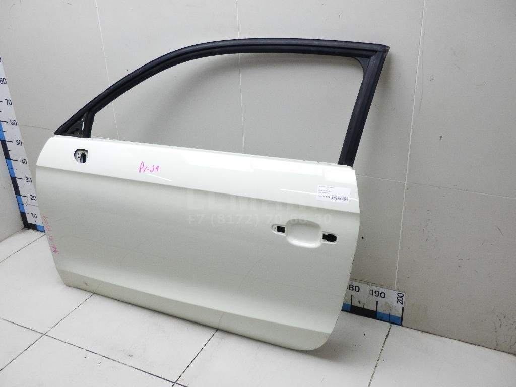 Дверь передняя левая