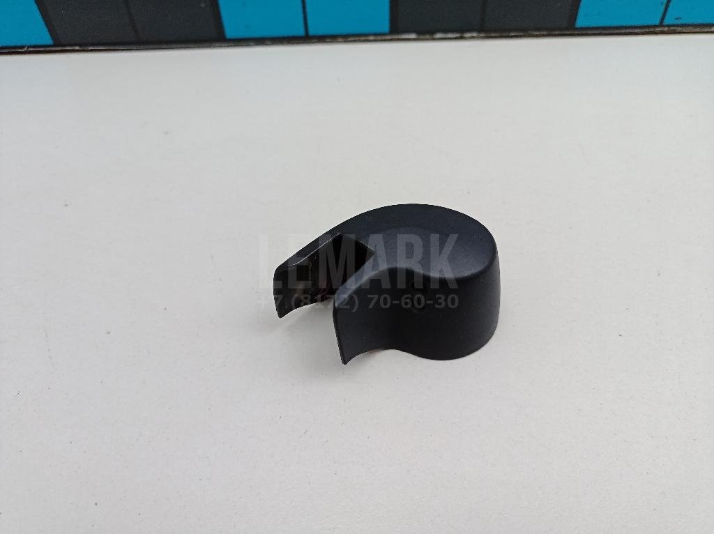 Крышка поводка стеклоочистителя