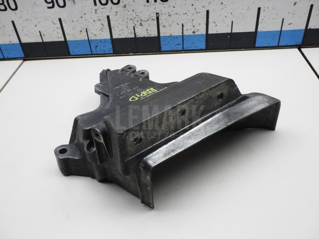 Кронштейн опоры двигателя для  Astra HD 8 2005-2011