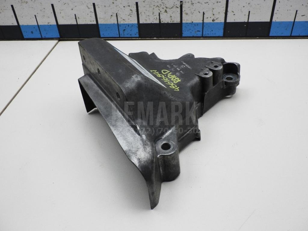 Кронштейн опоры двигателя для  Astra HD 8 2005-2011