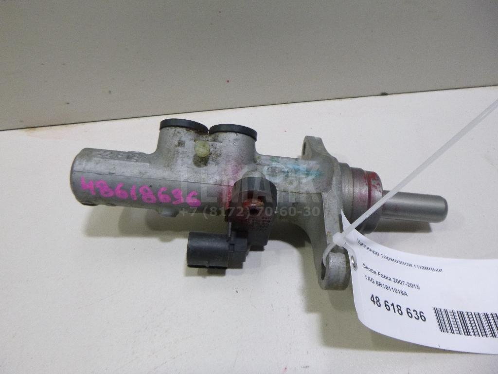 Цилиндр тормозной главный