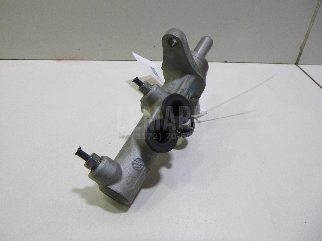 Цилиндр тормозной главный