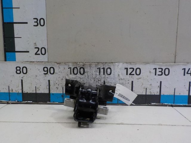 Опора КПП левая