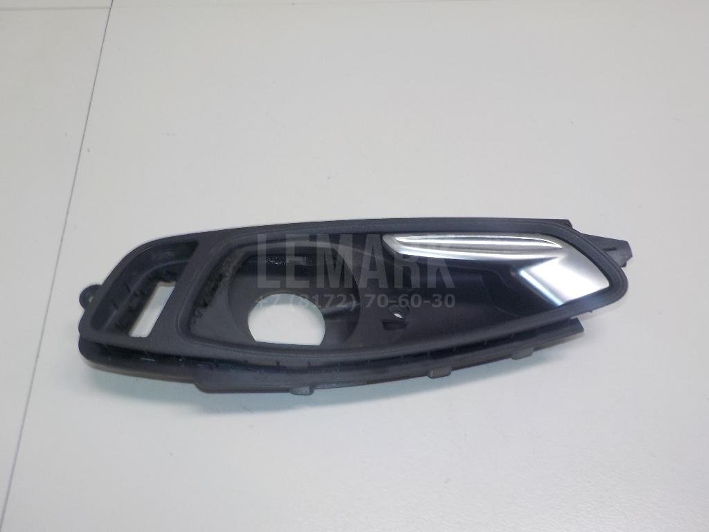 Ручка двери передней внутренняя левая