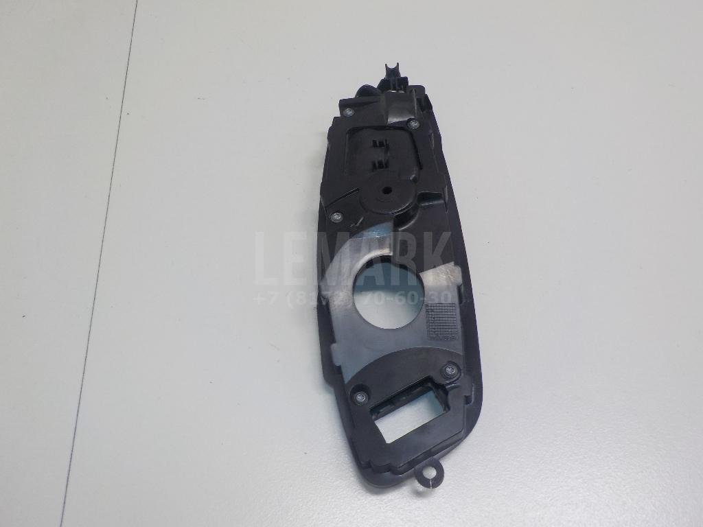 Ручка двери передней внутренняя левая