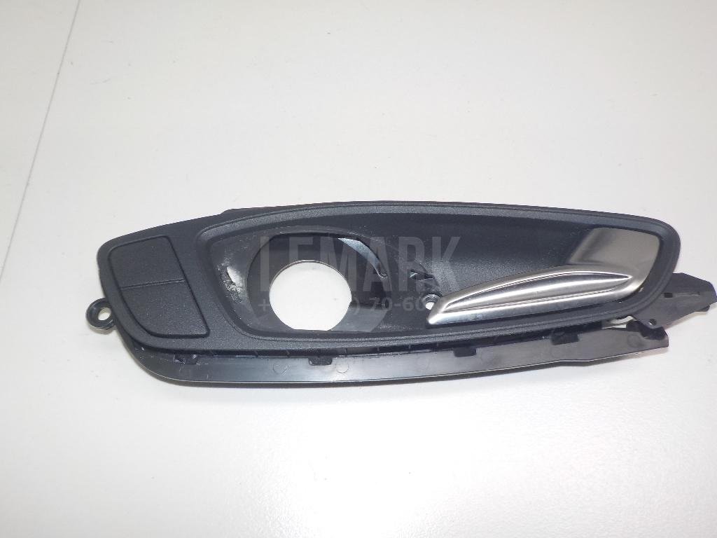 Ручка двери передней внутренняя правая