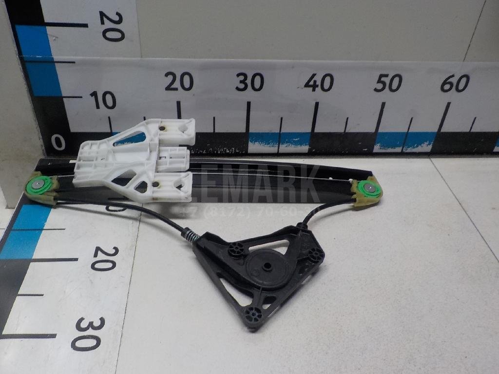 Стеклоподъемник электр. задний правый