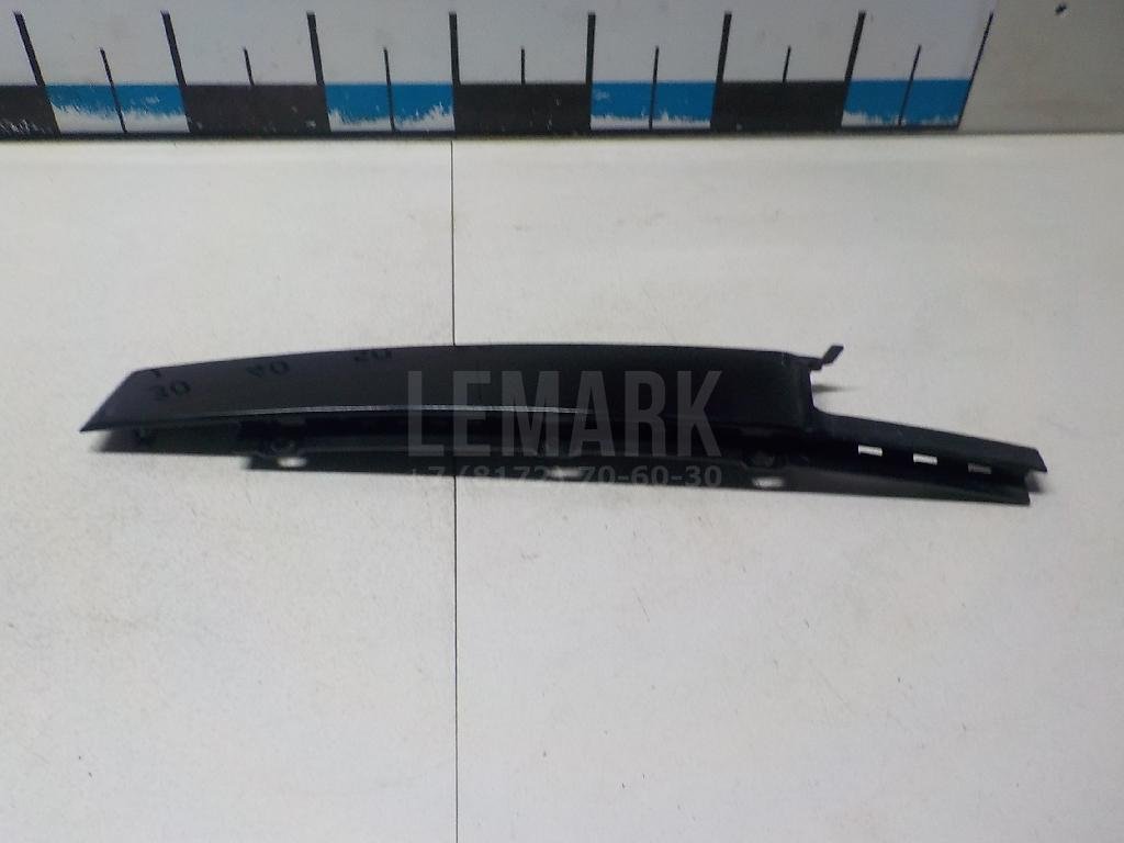 Накладка двери задней правой