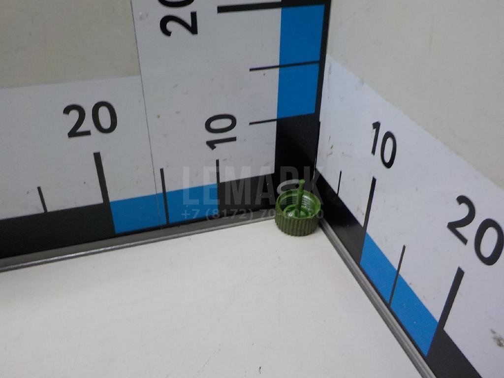 Крышка бачка гидроусилителя