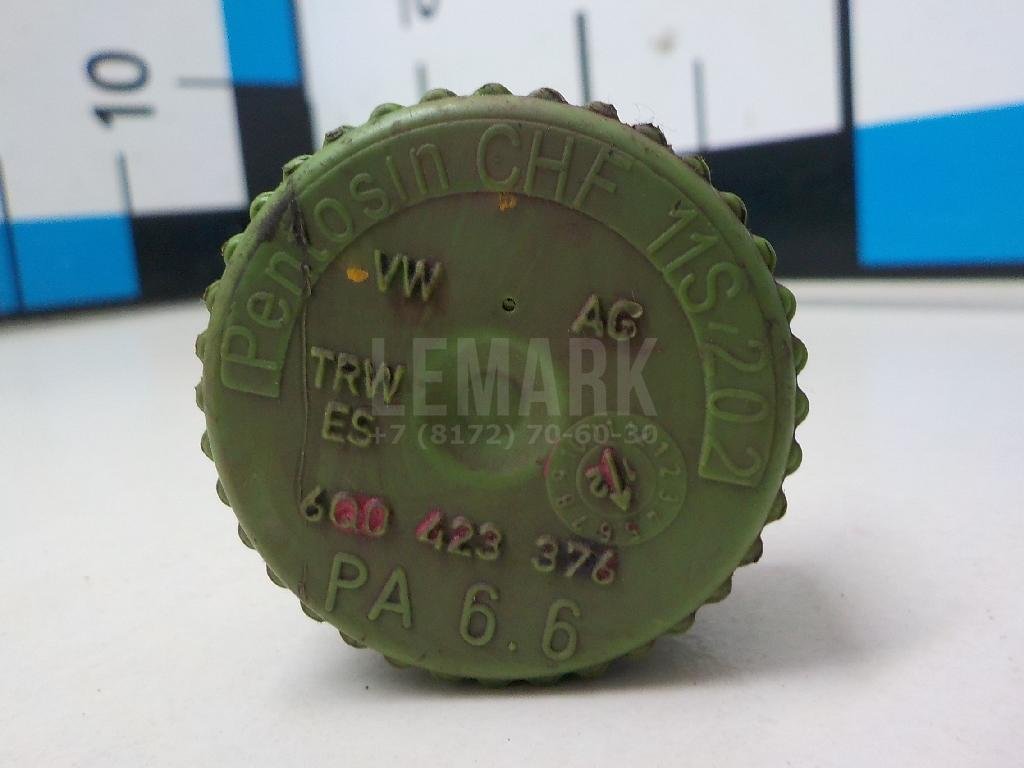 Крышка бачка гидроусилителя