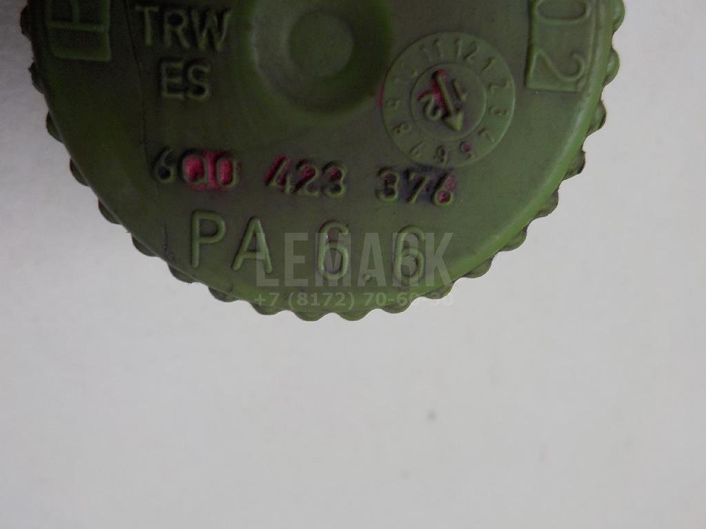 Крышка бачка гидроусилителя