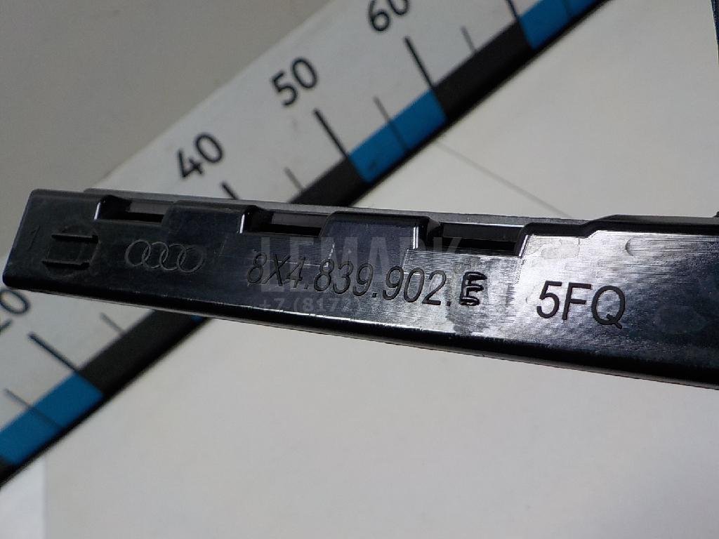 Накладка двери задней правой