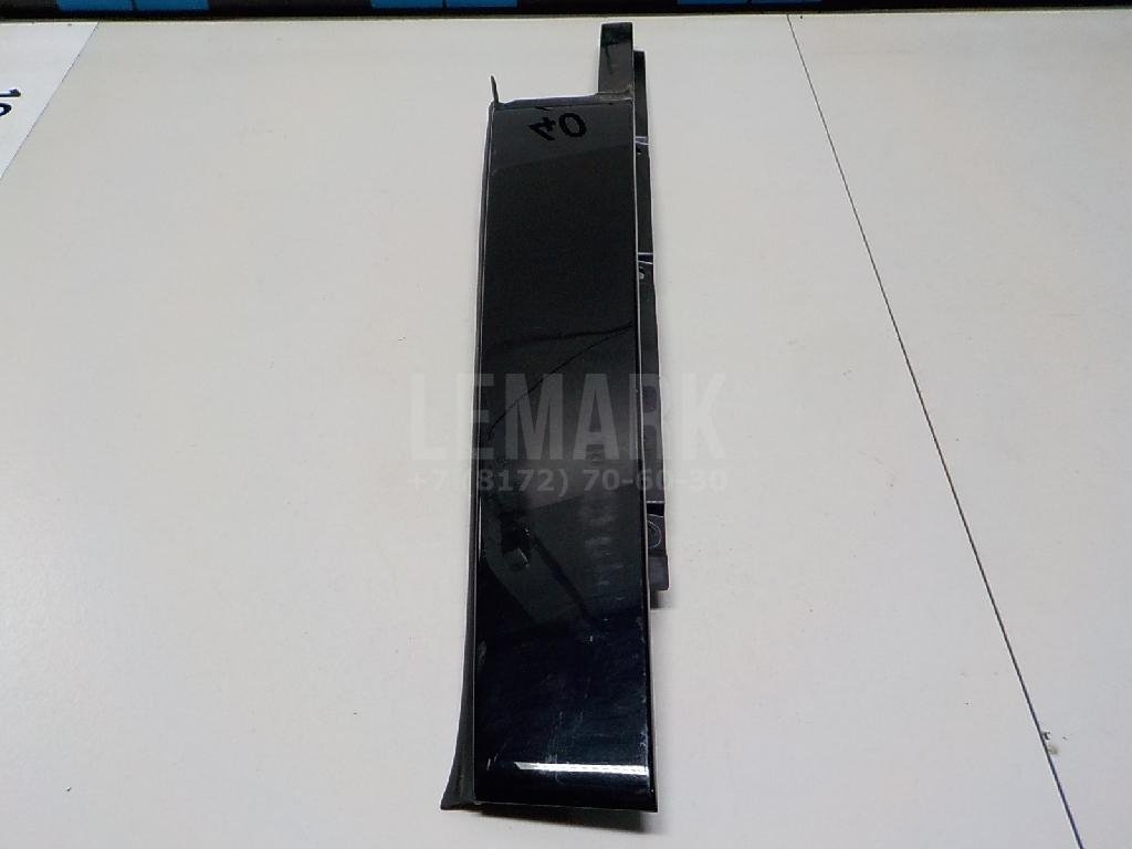 Накладка двери задней правой