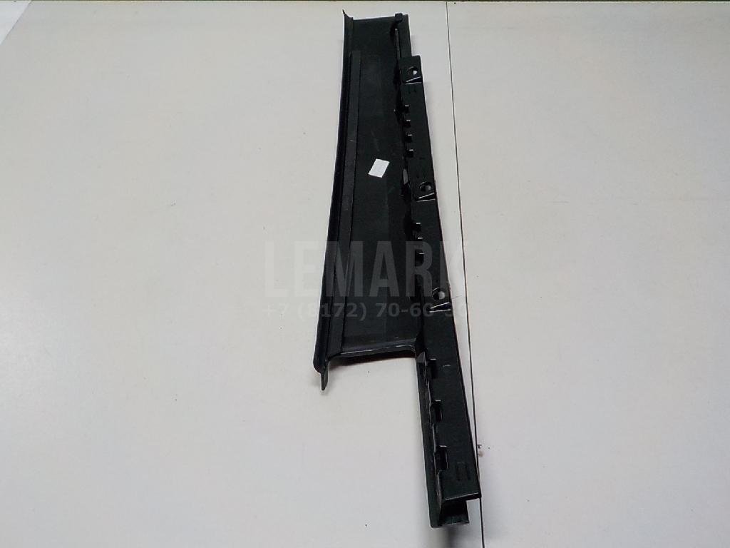 Накладка двери задней правой