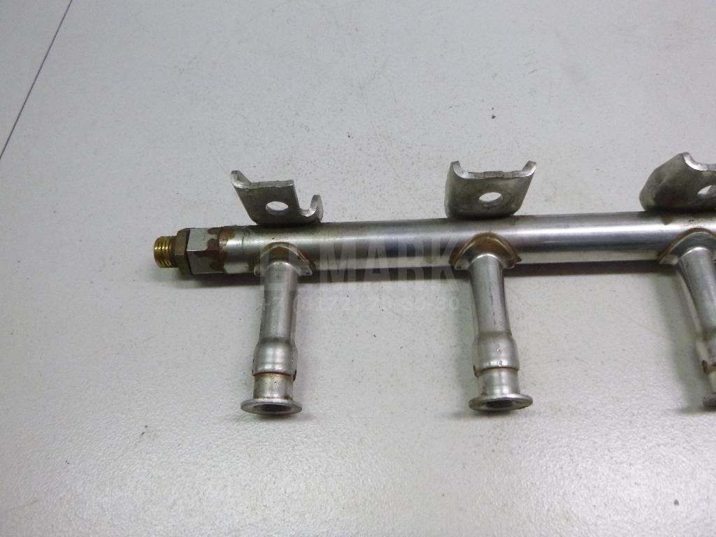 Рейка топливная (рампа)