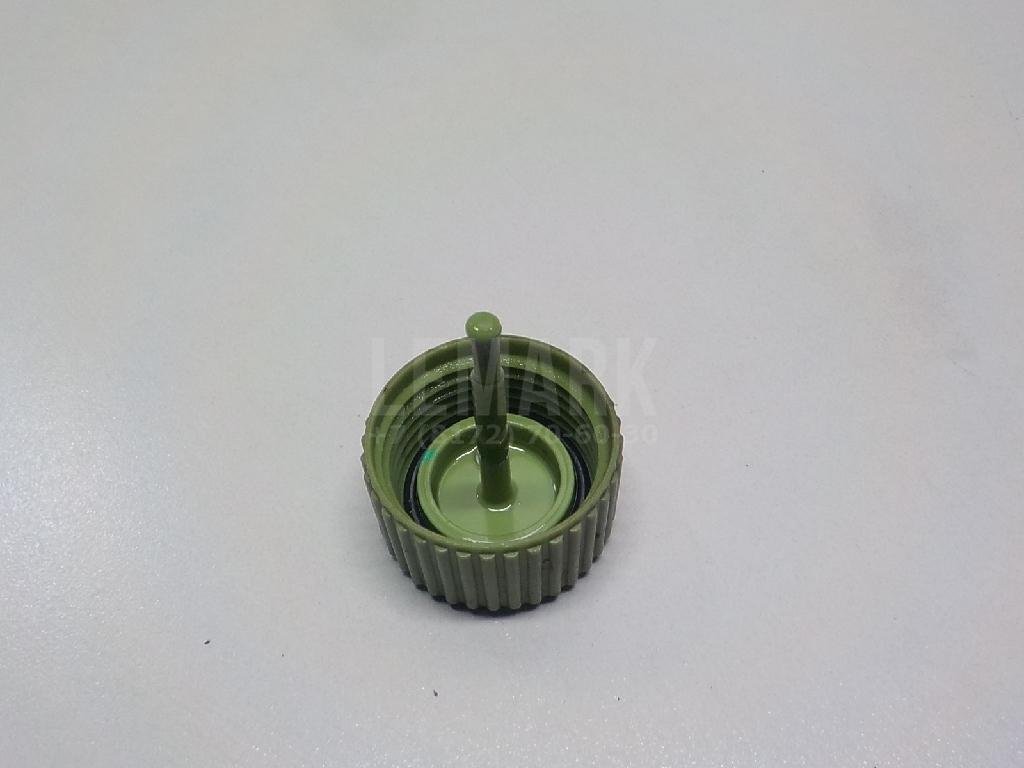 Крышка бачка гидроусилителя