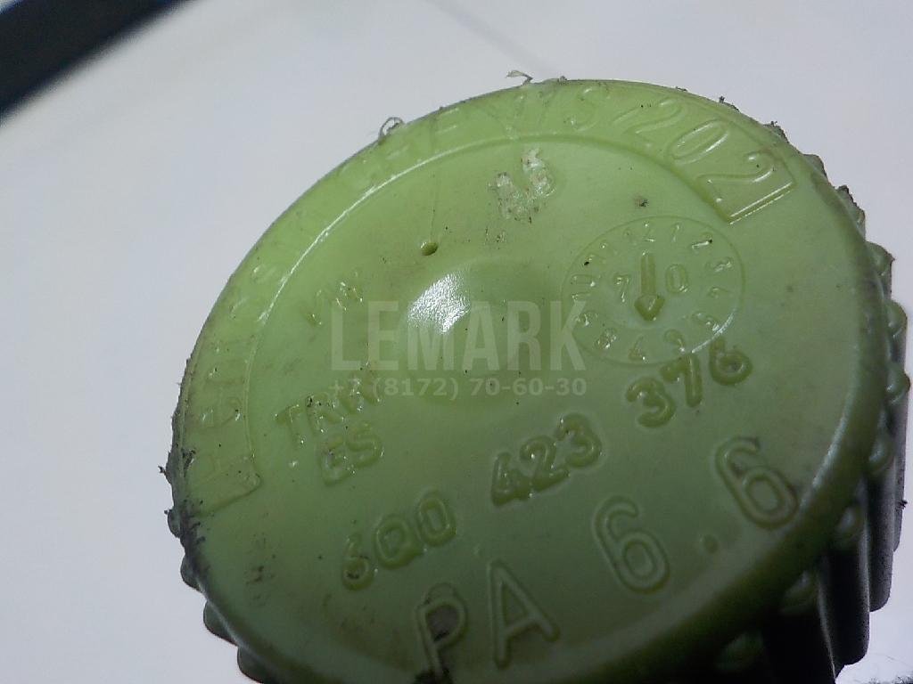 Крышка бачка гидроусилителя