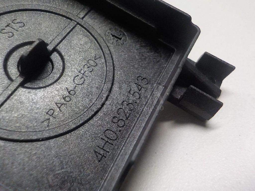 Кожух замка капота