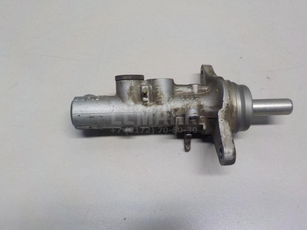 Цилиндр тормозной главный