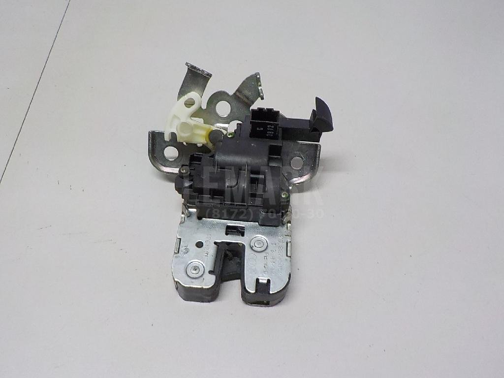 Замок багажника