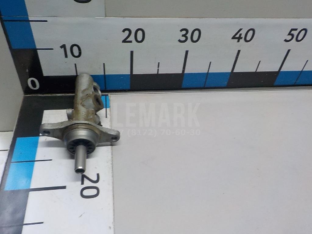 Цилиндр тормозной главный