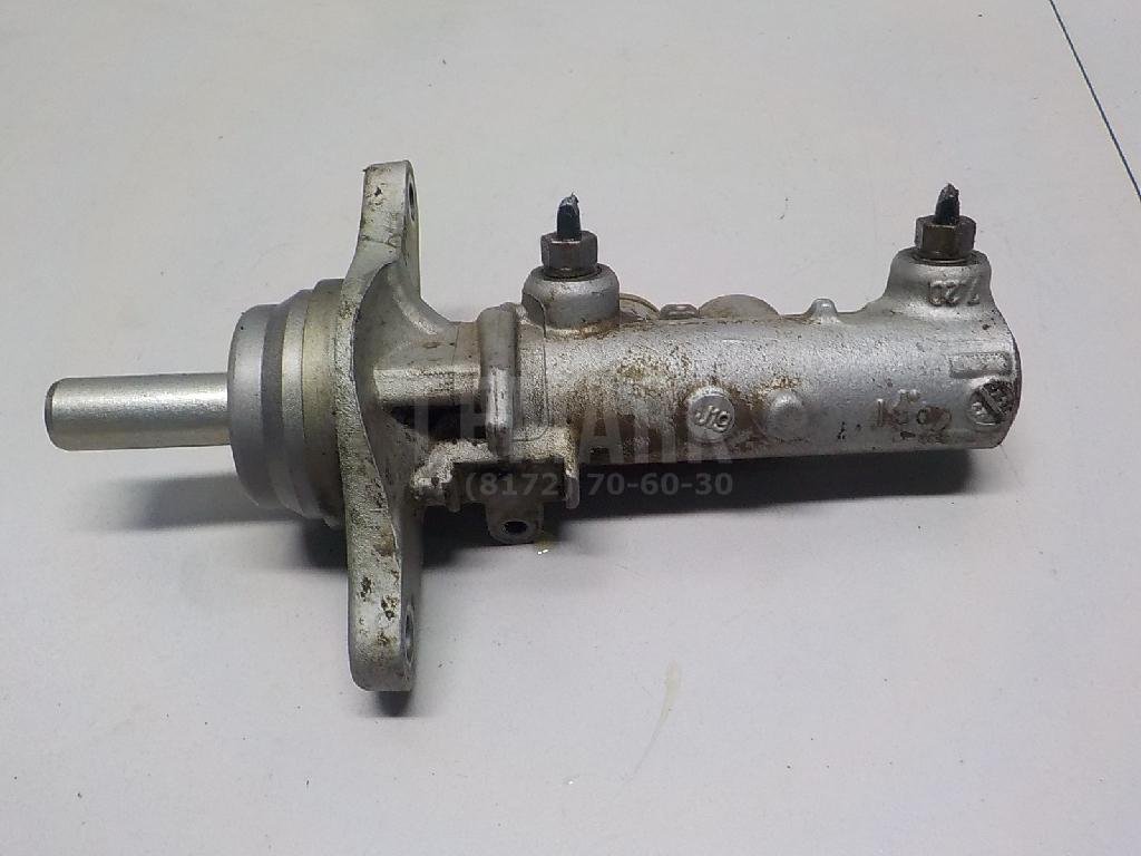 Цилиндр тормозной главный