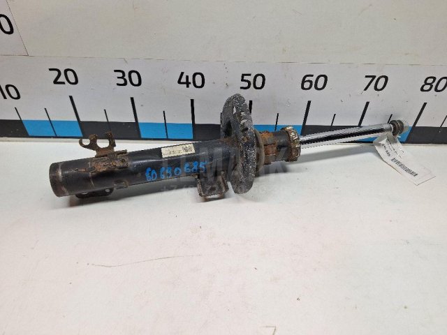 Амортизатор передний