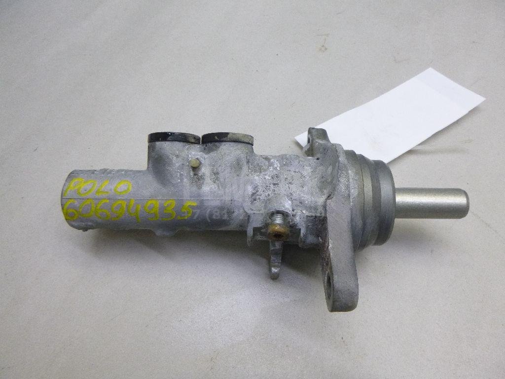 Цилиндр тормозной главный