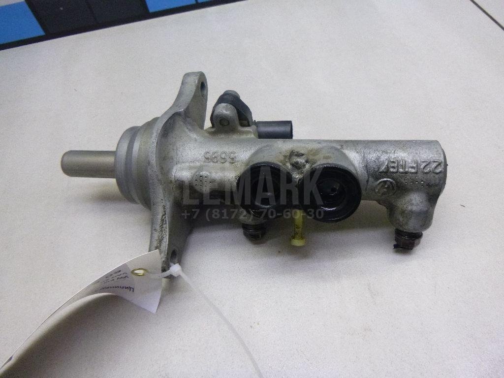 Цилиндр тормозной главный