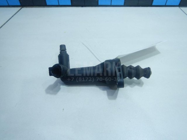 Цилиндр сцепления рабочий