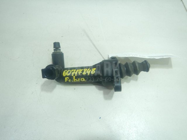 Цилиндр сцепления рабочий