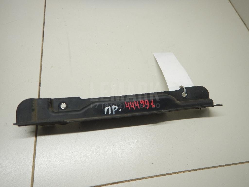 Воздуховод радиатора правый