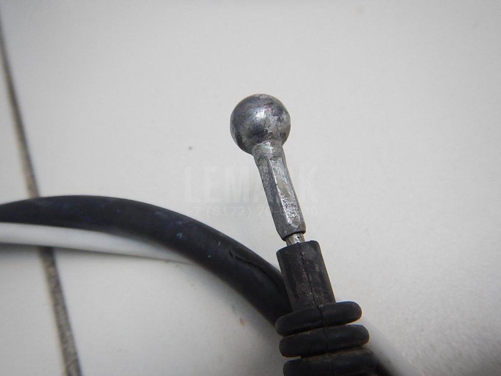 Трос стояночного тормоза