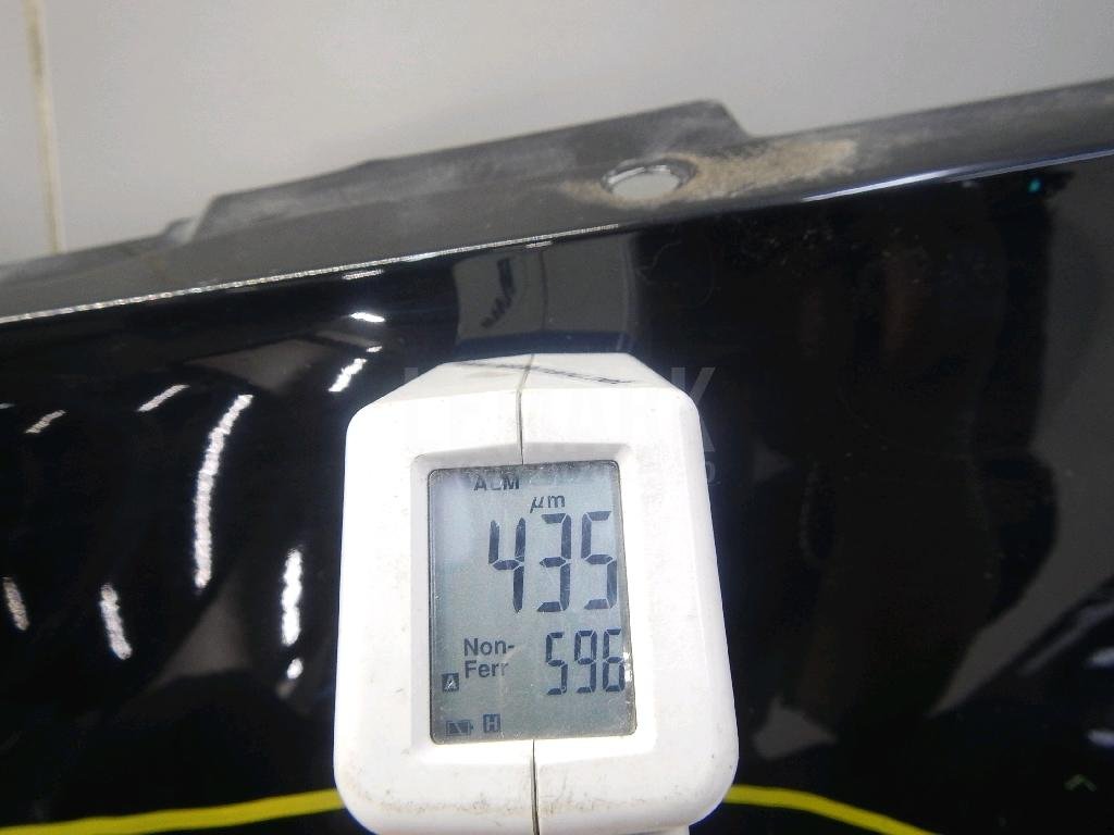 Крыло переднее левое