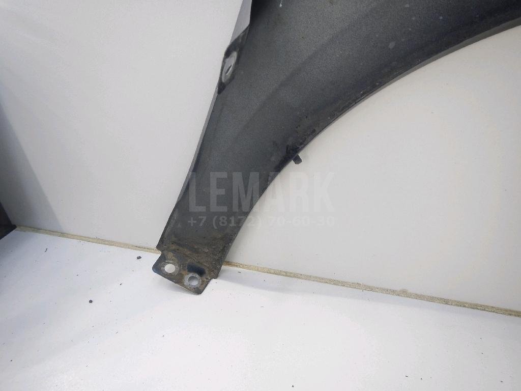 Крыло переднее левое