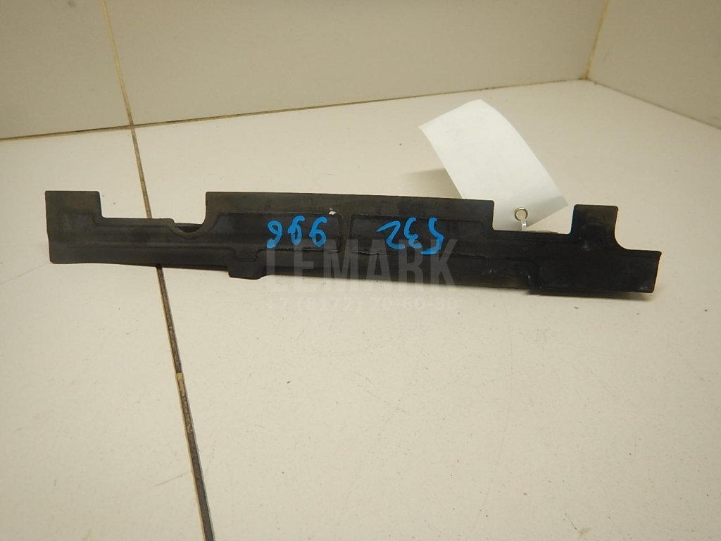 Воздуховод радиатора правый