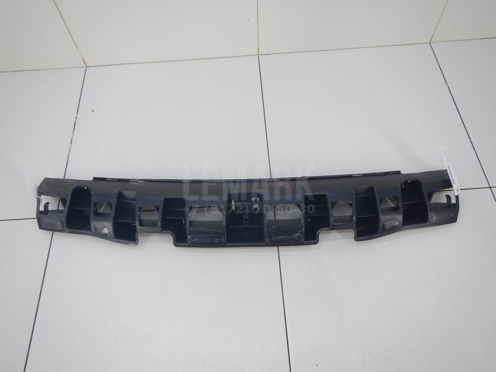 Кронштейн заднего бампера для  Audi 80/90 [B3] 1986-1991