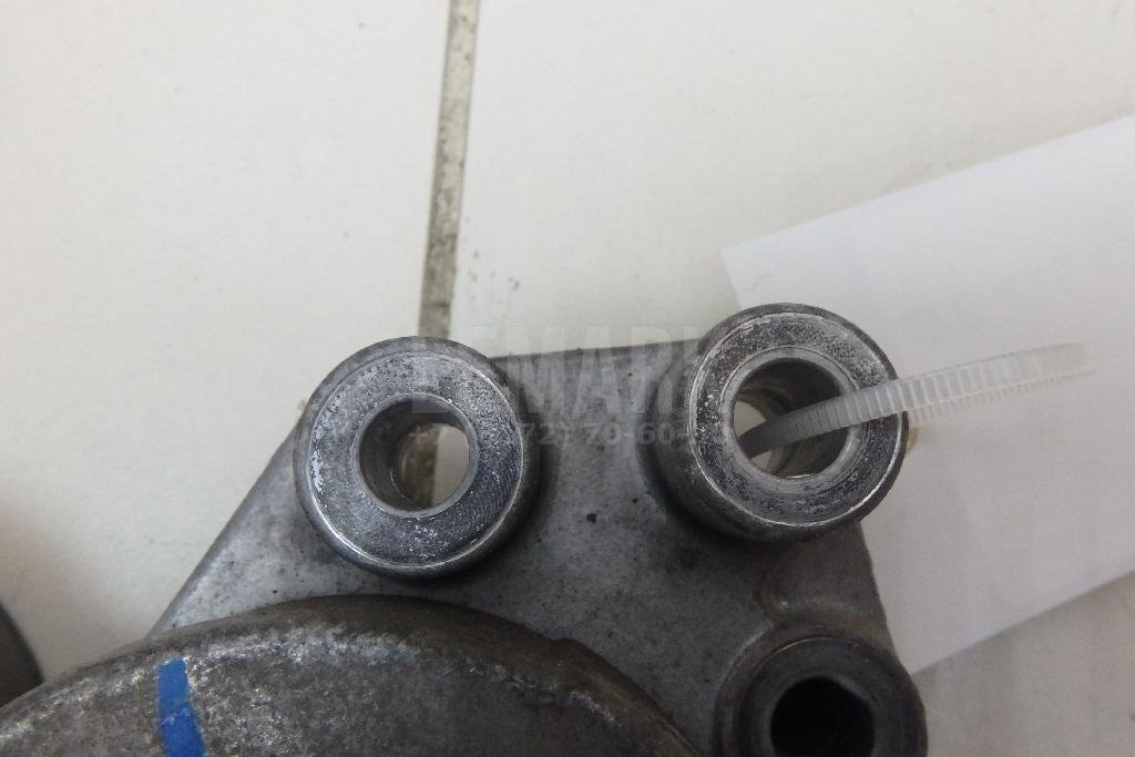 Ролик-натяжитель ручейкового ремня