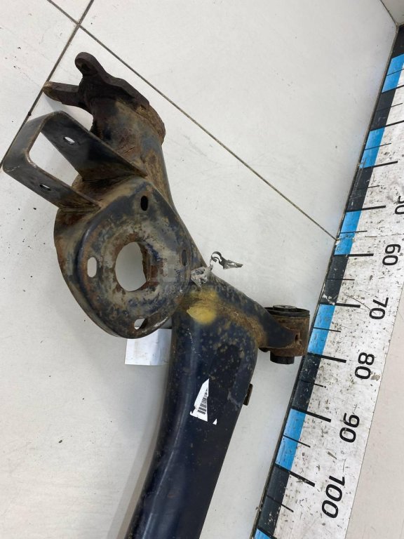 Балка задняя