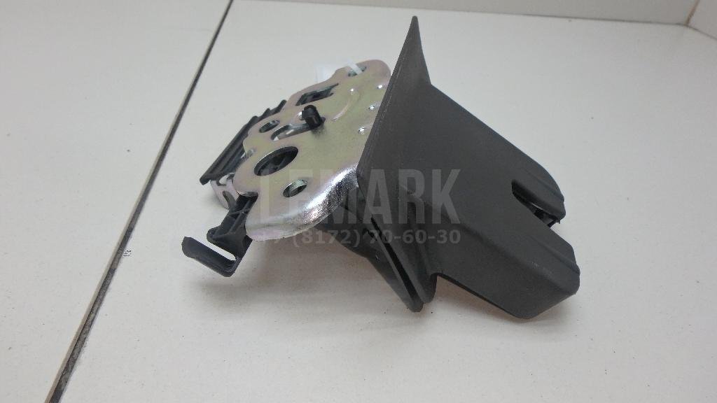 Замок багажника