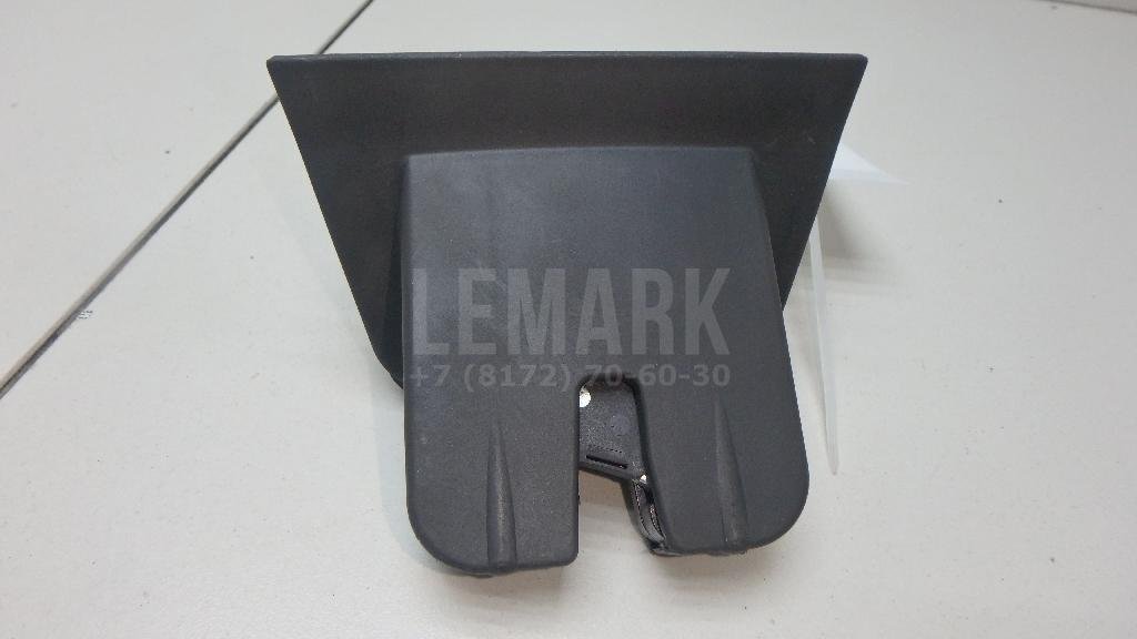 Замок багажника