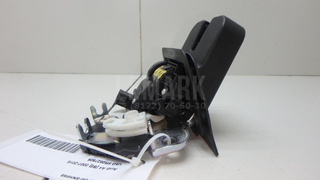 Замок багажника