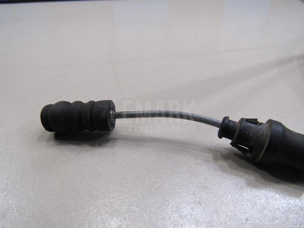 Трос стояночного тормоза