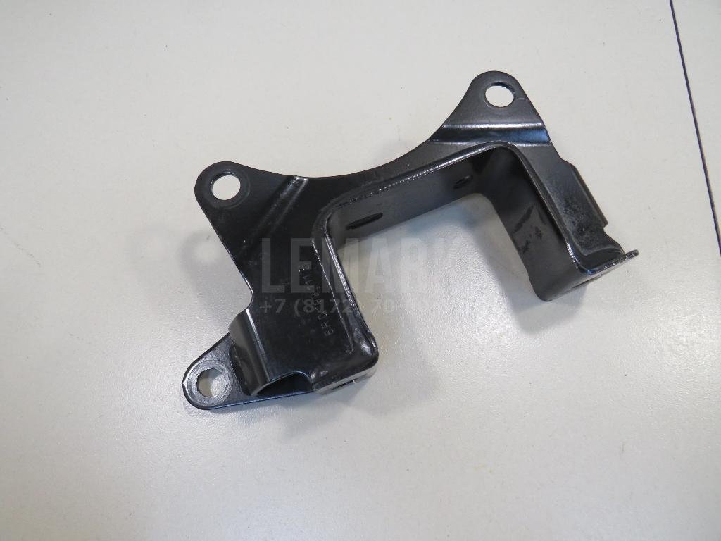 Кронштейн КПП левый для  Audi 100 [C4] 1991-1994