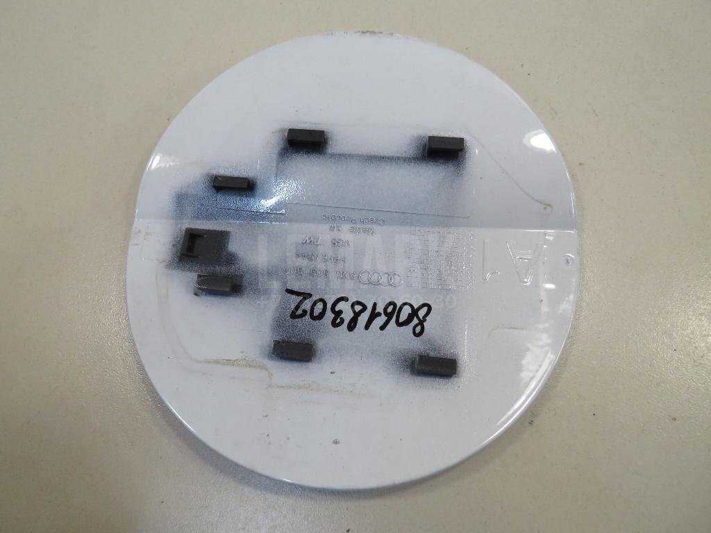 Лючок бензобака