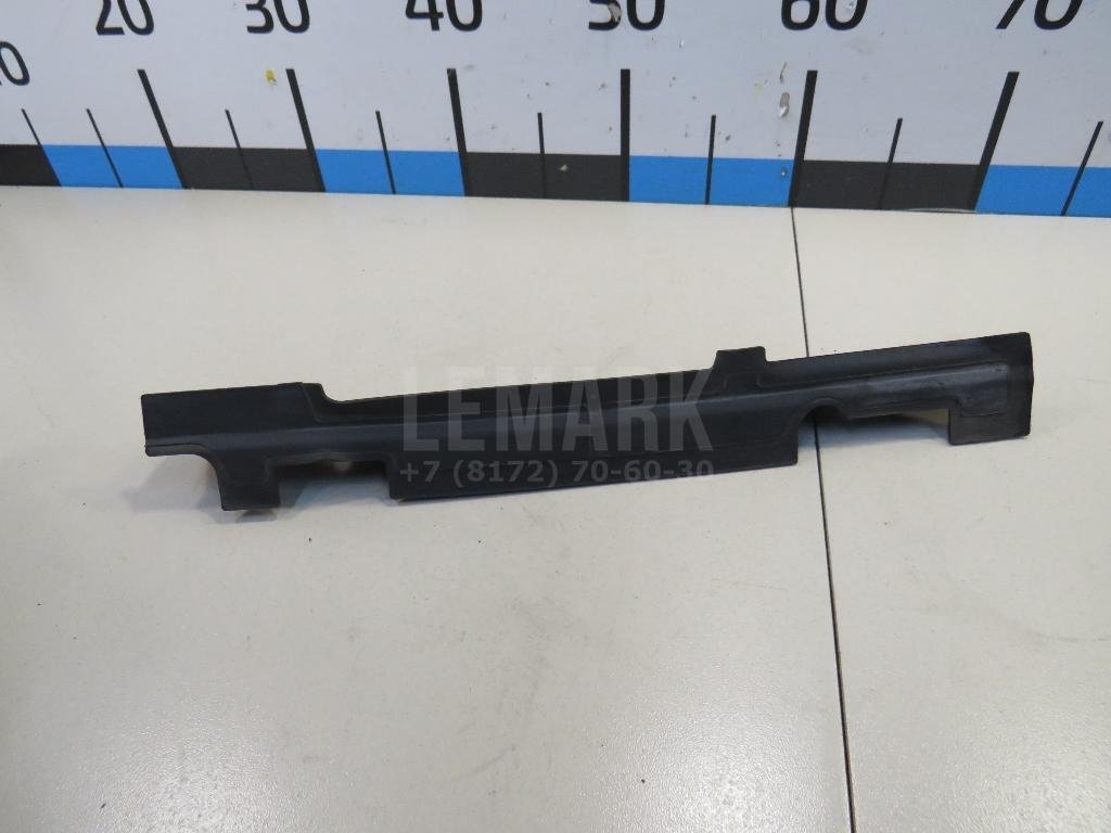 Воздуховод радиатора правый